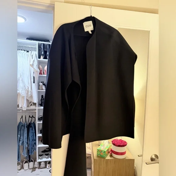 COS Stylish Black Cape - Picture 2 of 5